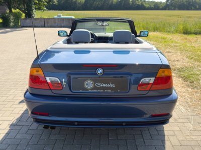 BMW 325 Ci  3