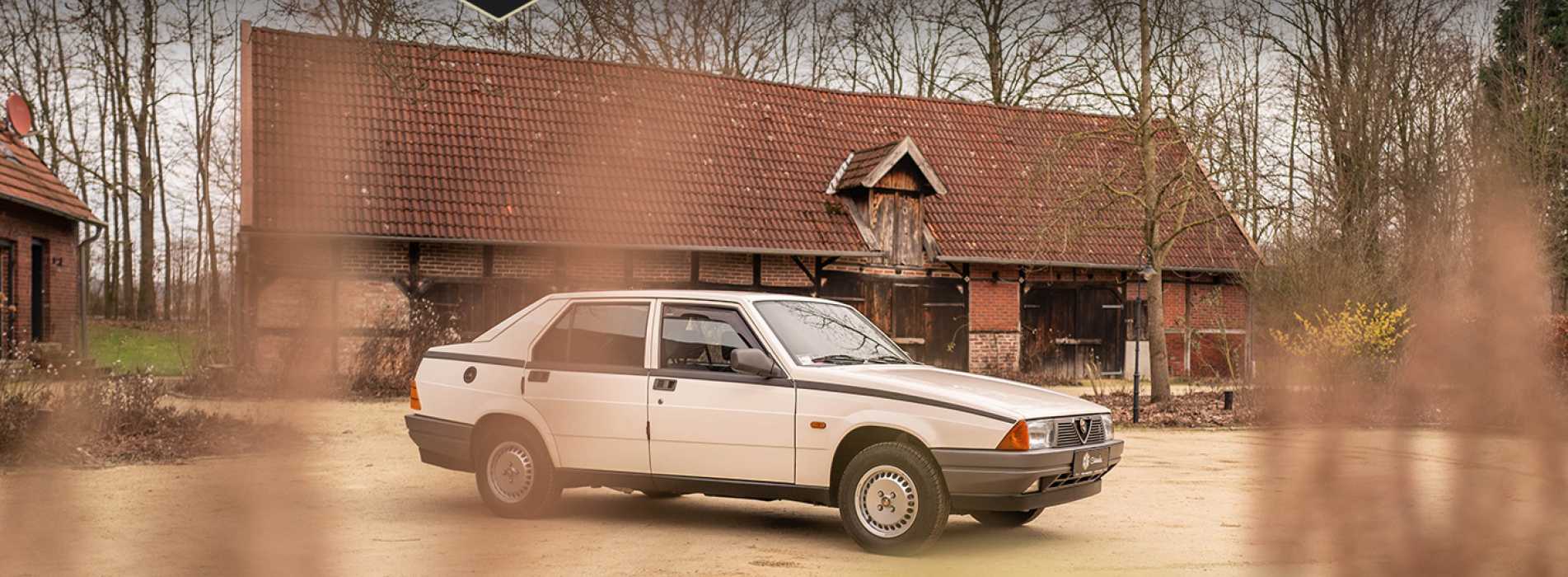 Alfa Romeo 75 1.8 61