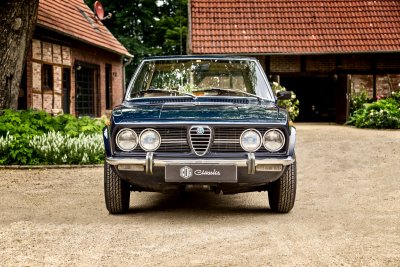 Alfa Romeo Alfetta 1.8 2