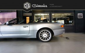 Aston Martin DB7 Volante 10