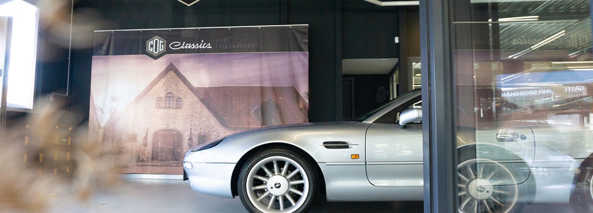 Aston Martin DB7 Volante 8