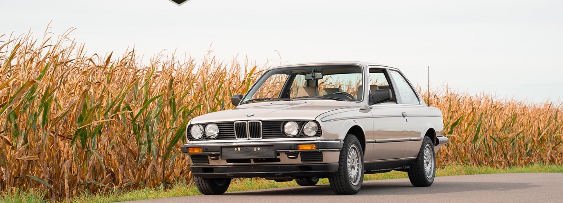 BMW 320 E30  1