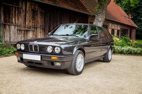 BMW 325 i E30 Touring 4