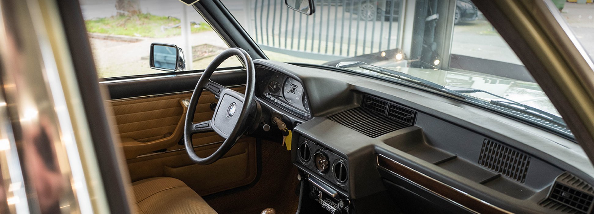 BMW 525 Limousine 12