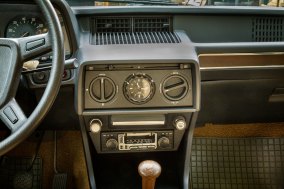 BMW 525 E12 Limousine 1976 39