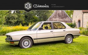 BMW 528 E28 8