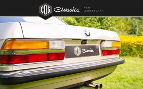 BMW 528 E28 27