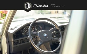 BMW 528 E28  40