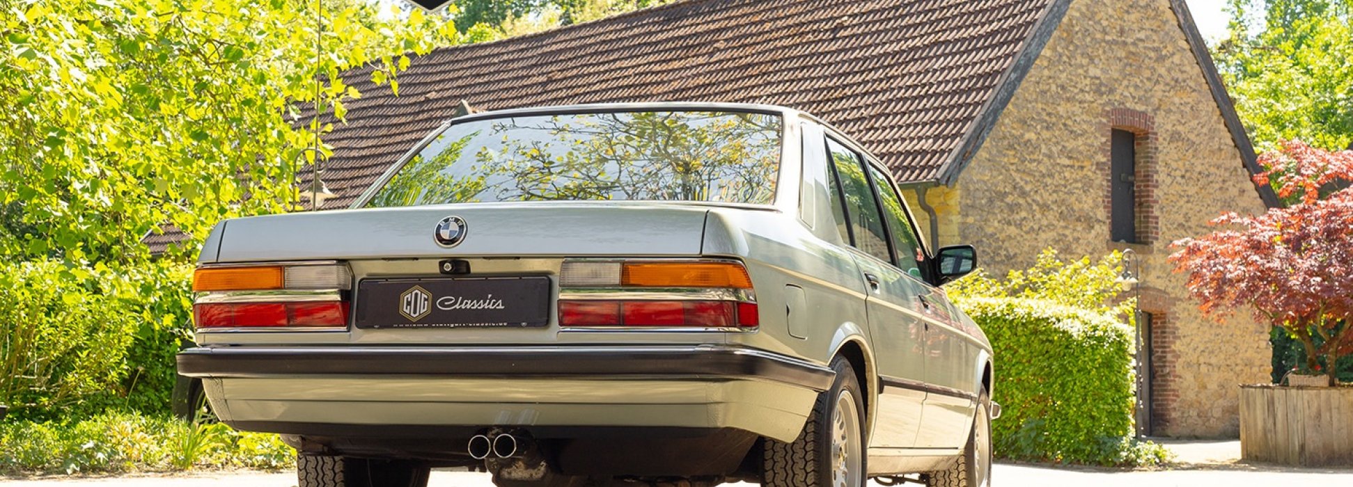 BMW 528 E28  5