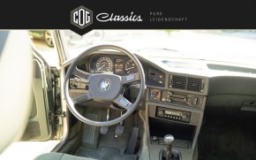 BMW 528 E28  43