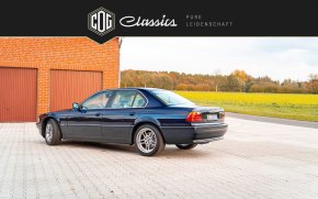 BMW 740 E38  7