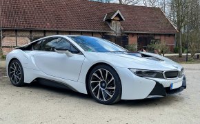 BMW i8 Pure Impulse 15
