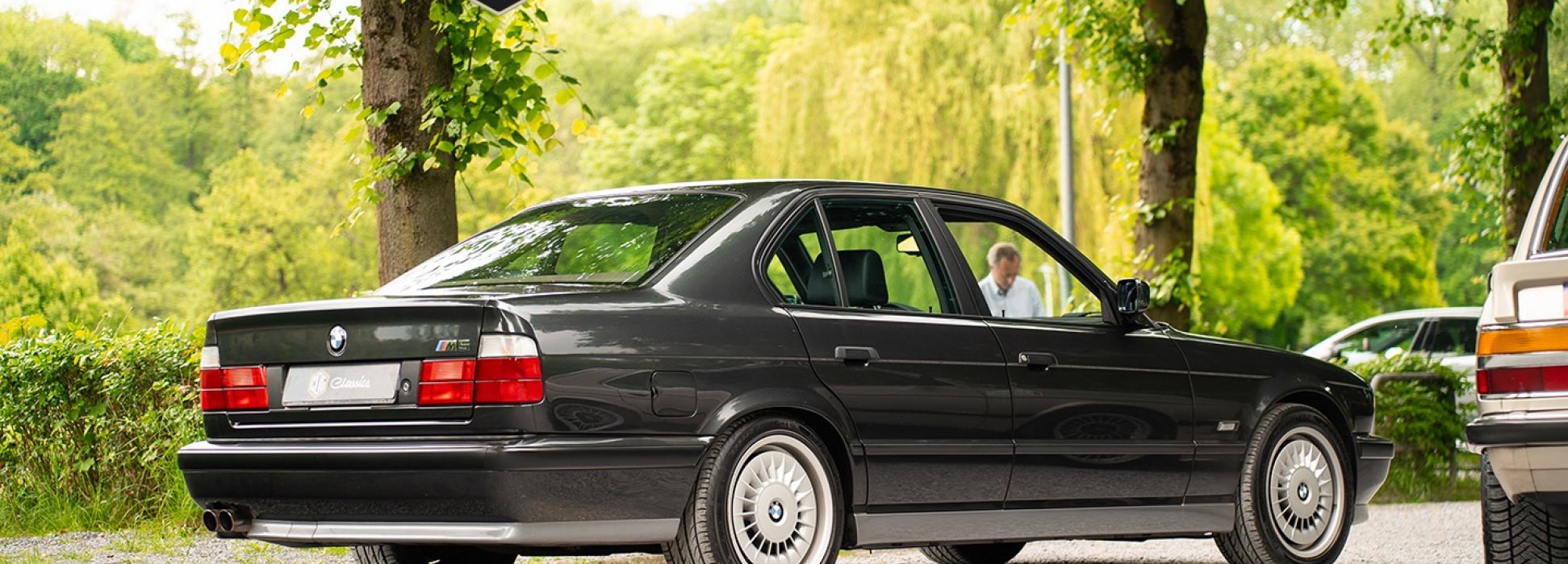 BMW M5 E34  11