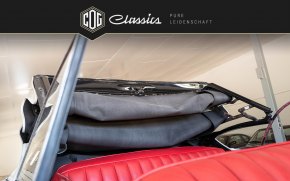 Cadillac Series 62 Convertible 109