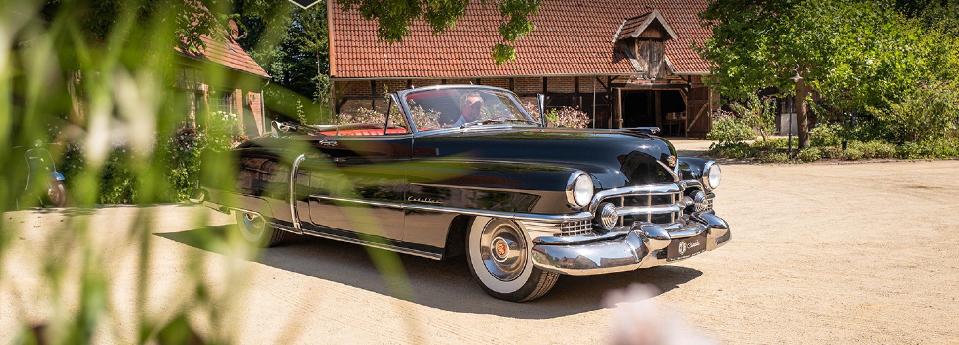 Cadillac Series 62 Convertible 8