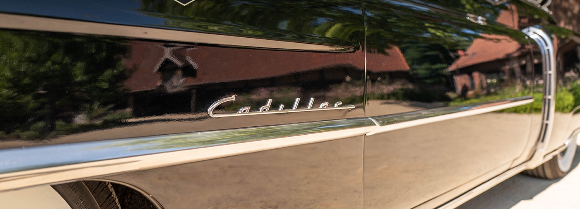 Cadillac Series 62 Convertible 12