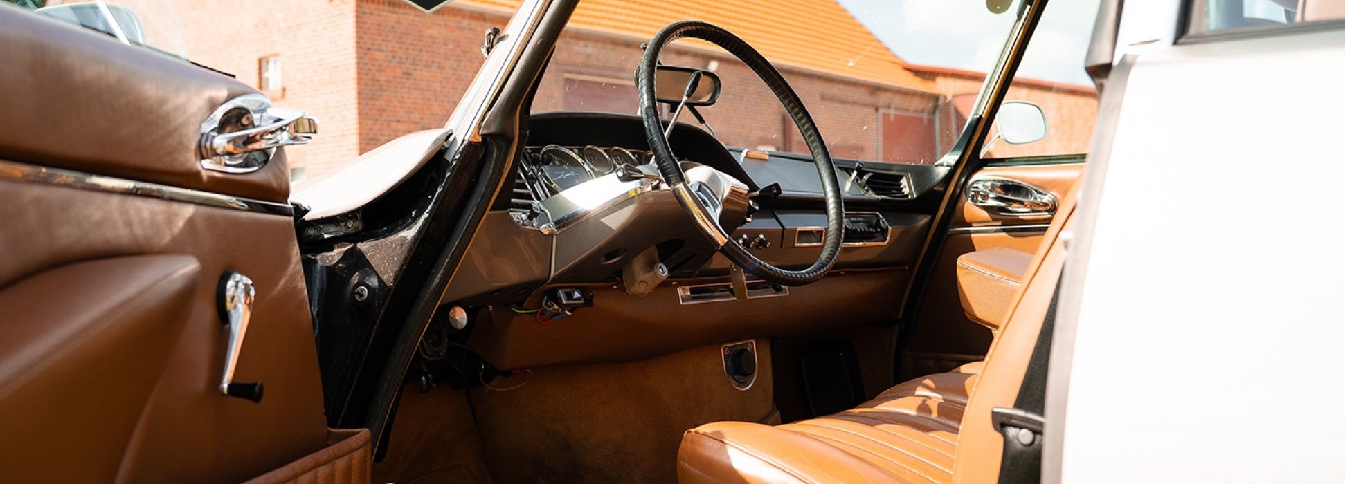 Citroën DS 21 Pallas 8