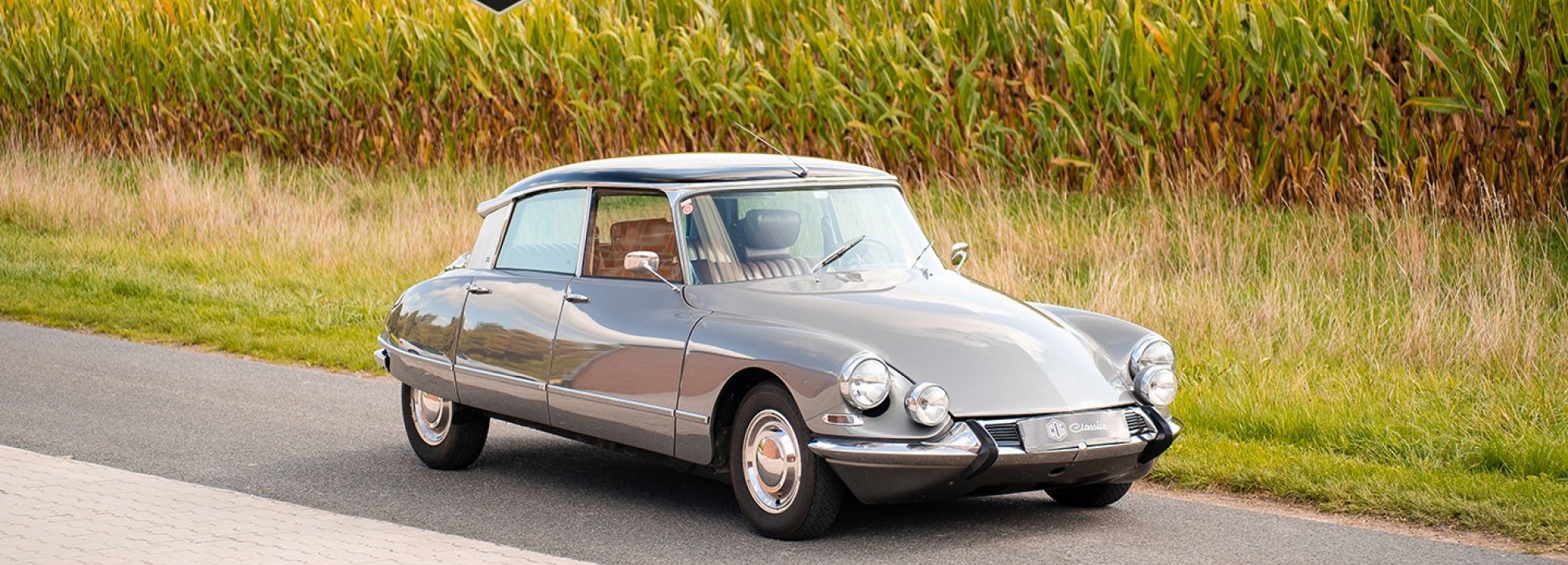 Citroën DS 21 Pallas 1