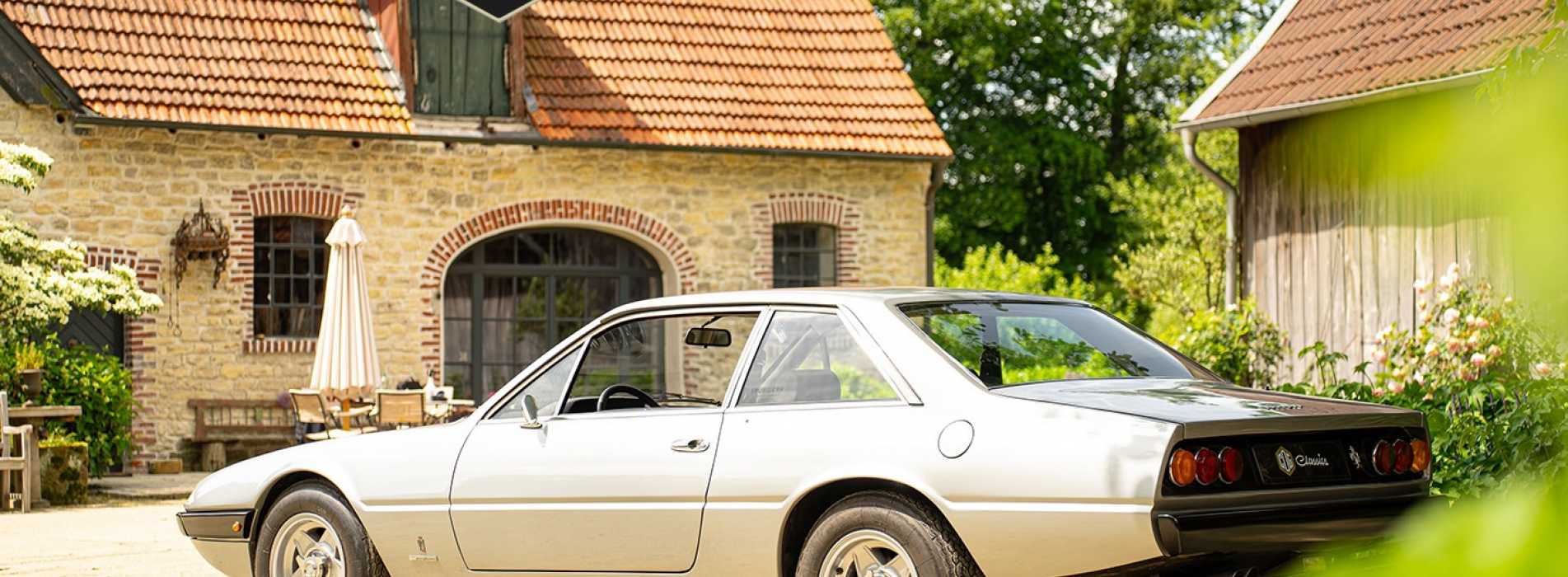 Ferrari 365 GT4 2+2 6