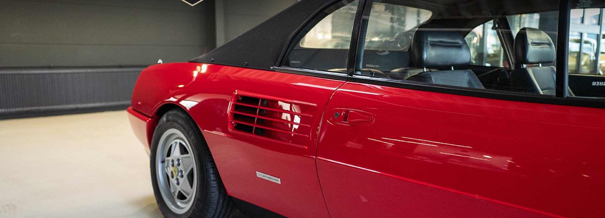 Ferrari Mondial T Convertible 6