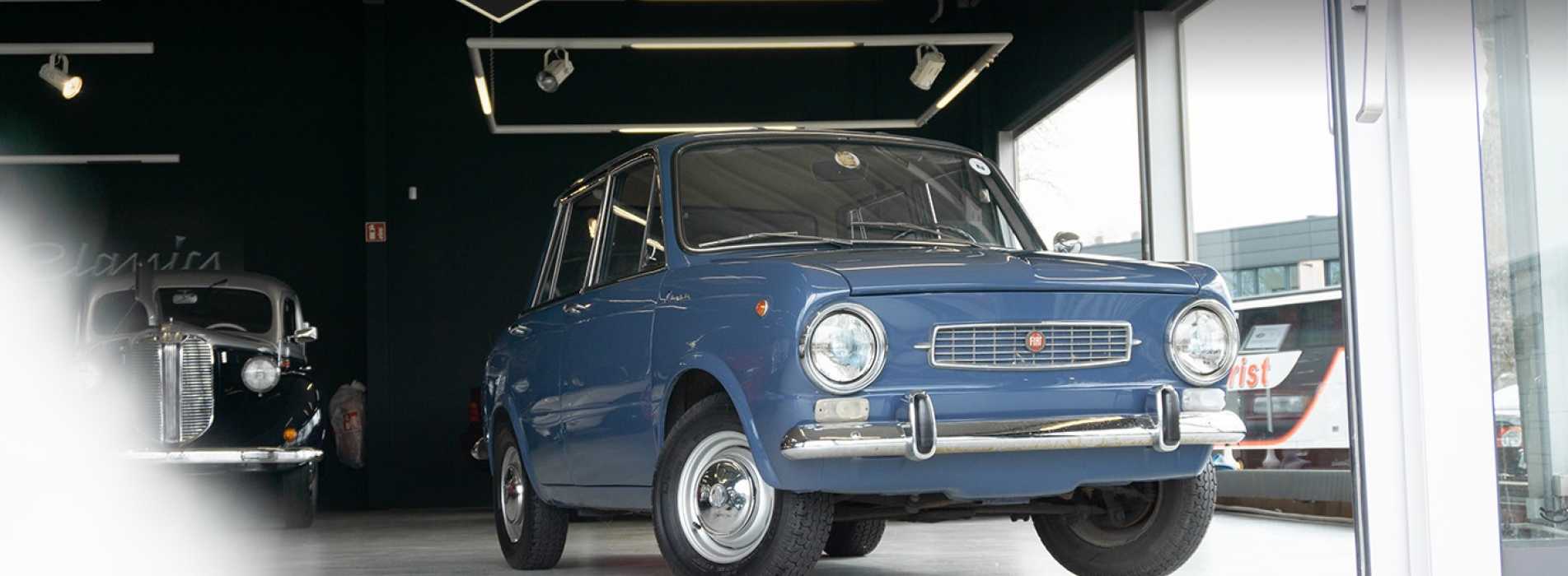 Fiat 850  Lucciola 23