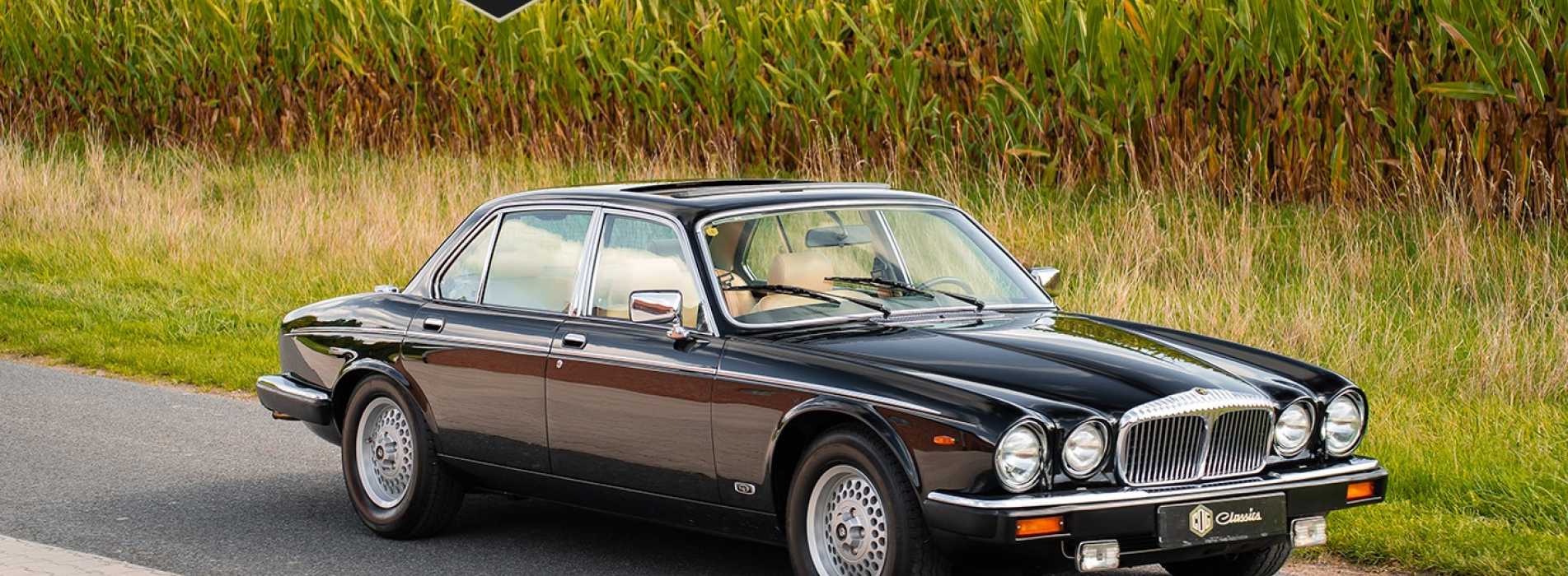 Jaguar Daimler Double Six 18
