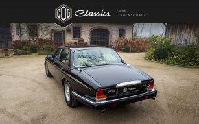 Jaguar Daimler Double Six 15