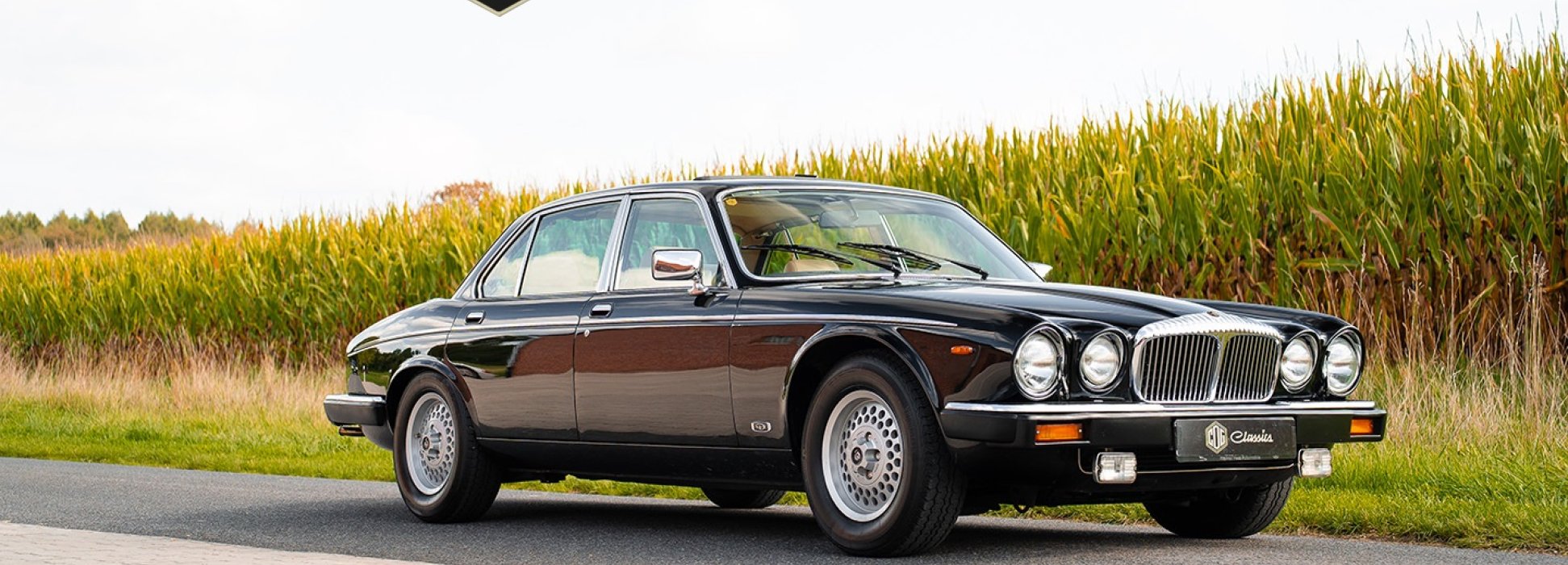 Jaguar Daimler Double Six 1