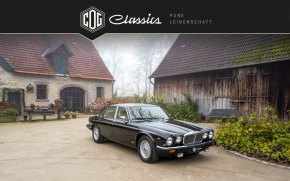 Jaguar Daimler Double Six 49