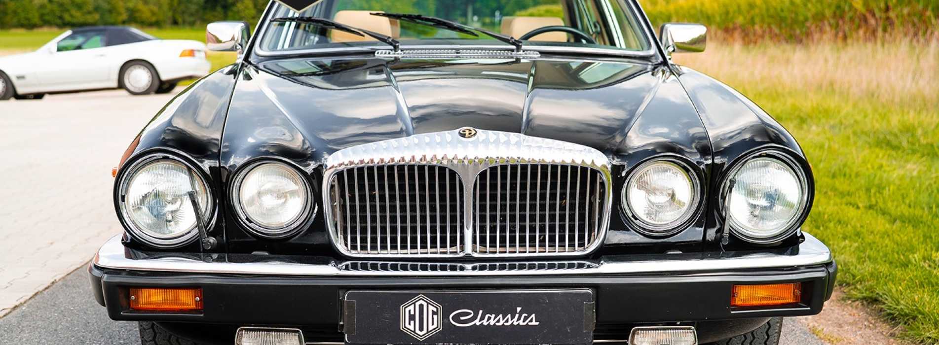 Jaguar Daimler Double Six 21