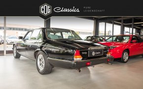 Jaguar Daimler Double Six 16