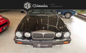 Jaguar Daimler Double Six 38