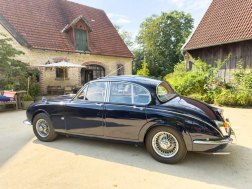 Jaguar Daimler V8  7