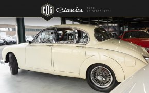 Jaguar MK II 3.4 11