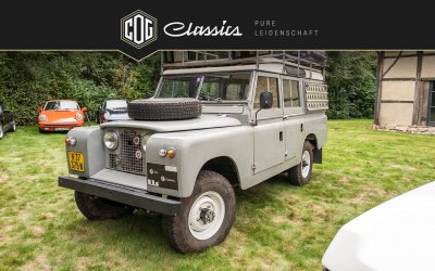 Land Rover Defender 2