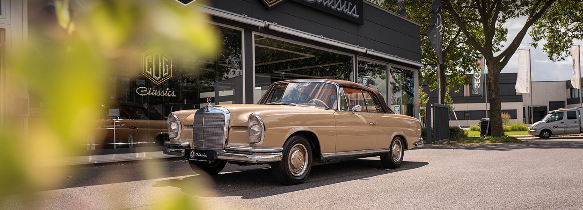 Mercedes-Benz 220 SEB/C W111 3