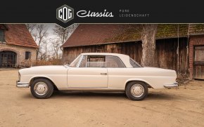 Mercedes-Benz 220 SE W111 8