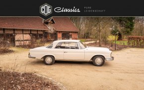 Mercedes-Benz 220 SE W111 23