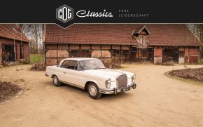Mercedes-Benz 220 SE W111 28
