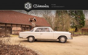 Mercedes-Benz 220 SE W111 26