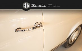 Mercedes-Benz 220 SE W111 41