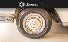 Mercedes-Benz 220 SE W111 49