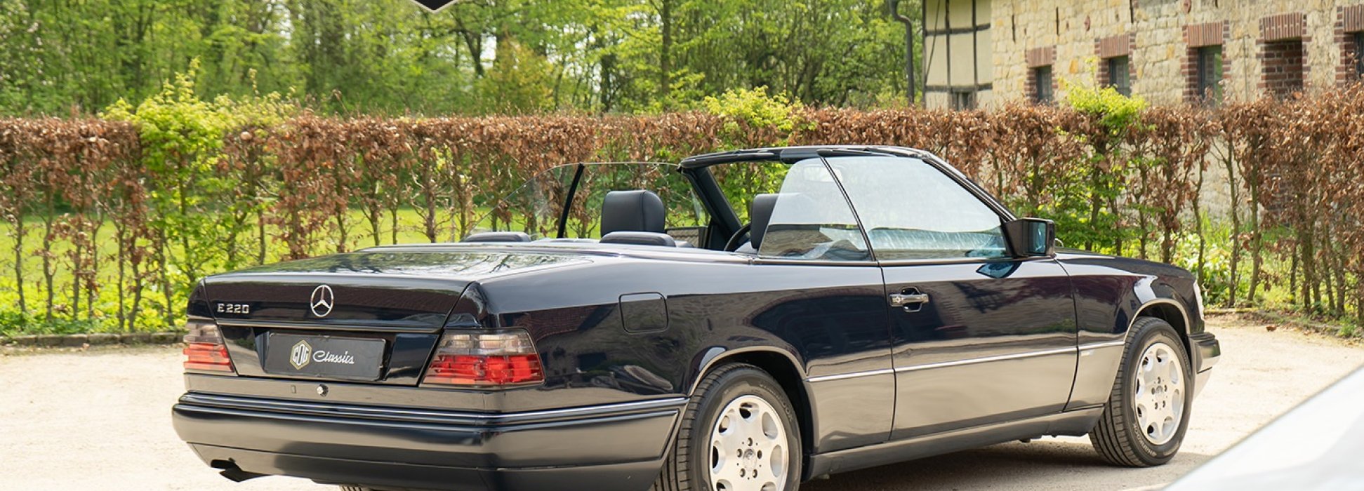 Mercedes-Benz 220 W124 Cabrio 4