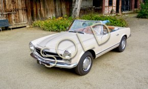 Mercedes-Benz 230 SL Pagode 37