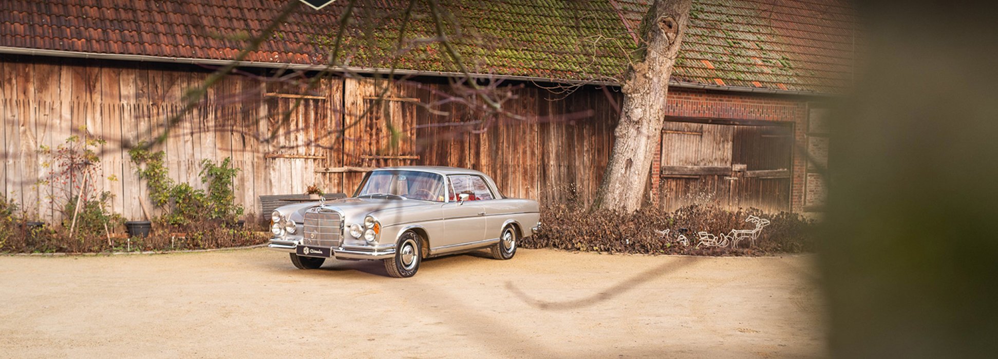 Mercedes-Benz 250 SE W111 13