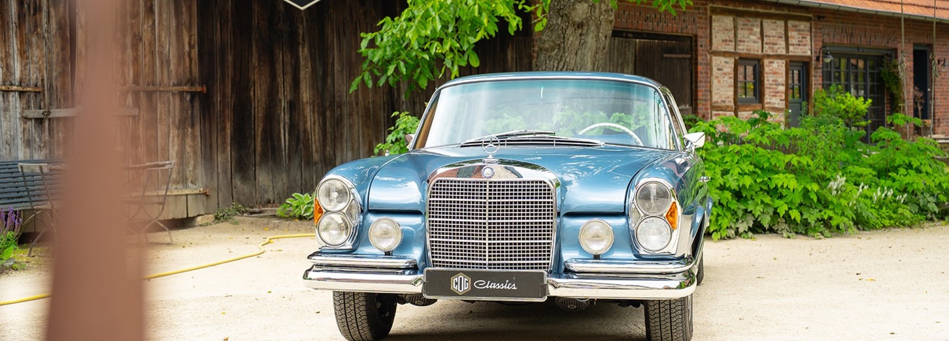 Mercedes-Benz 280 SE W111 Coupe 1