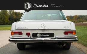 Mercedes-Benz 300 SEL 6.3 9