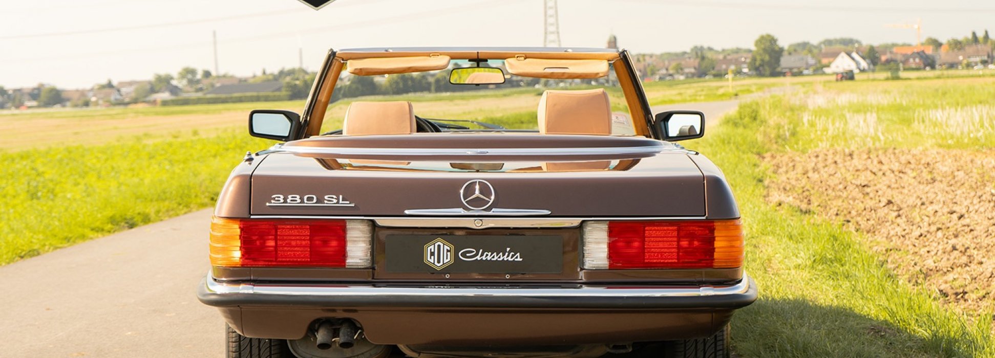 Mercedes-Benz 380 SL R107  2