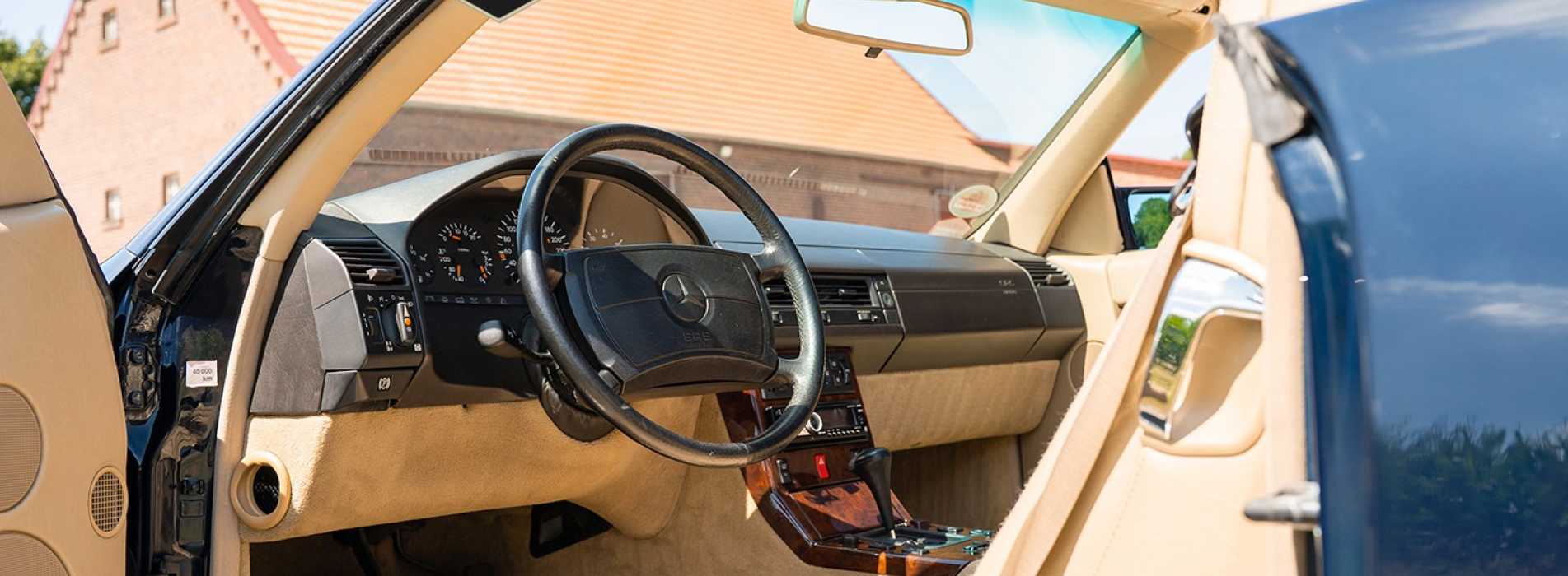 Mercedes-Benz 500 SL  13