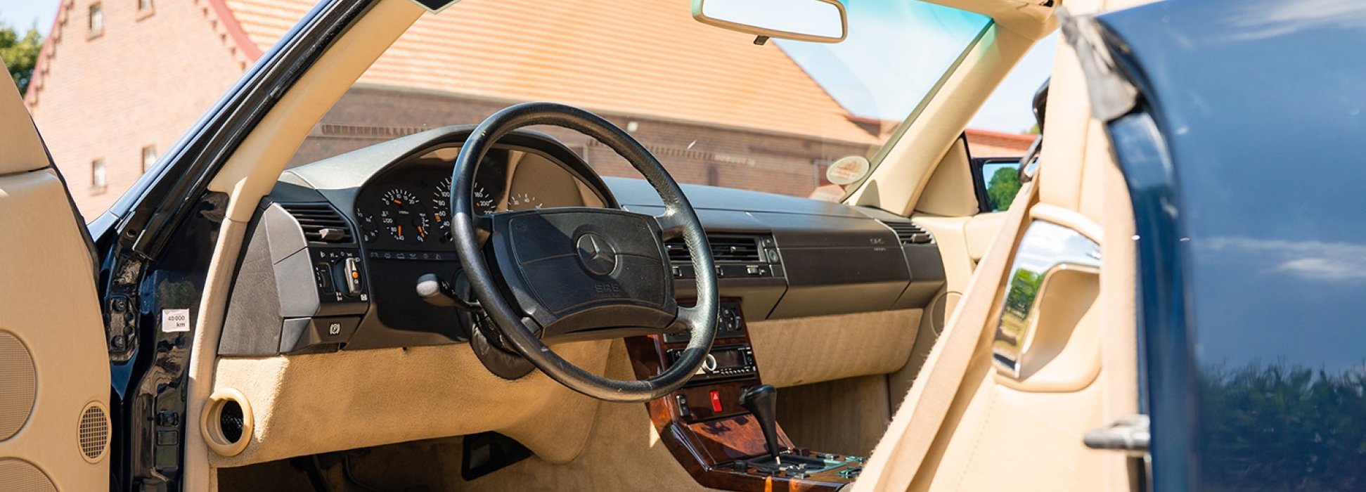 Mercedes-Benz 500 SL  7